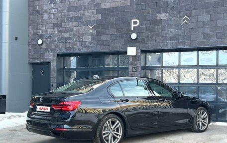 BMW 7 серия, 2017 год, 3 890 000 рублей, 11 фотография