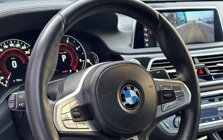 BMW 7 серия, 2017 год, 3 890 000 рублей, 23 фотография