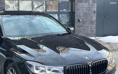 BMW 7 серия, 2017 год, 3 890 000 рублей, 14 фотография