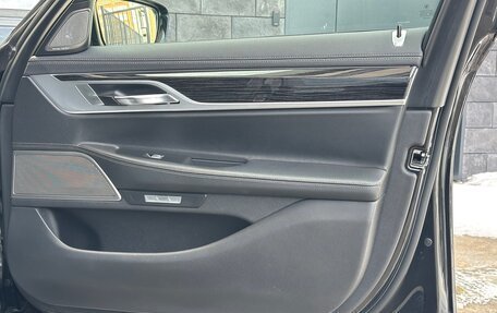 BMW 7 серия, 2017 год, 3 890 000 рублей, 31 фотография