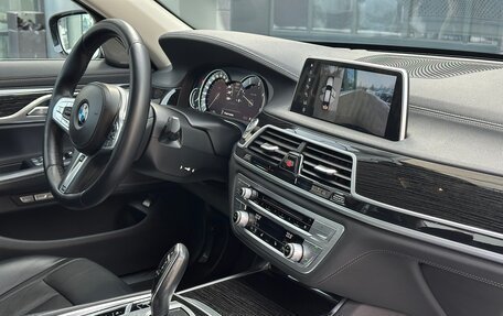 BMW 7 серия, 2017 год, 3 890 000 рублей, 34 фотография