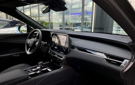 Lexus RX IV рестайлинг, 2025 год, 8 300 000 рублей, 26 фотография