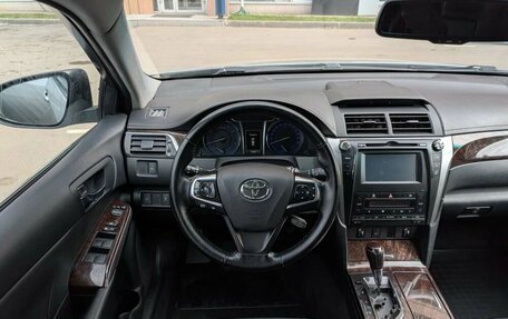 Toyota Camry, 2015 год, 2 050 000 рублей, 11 фотография