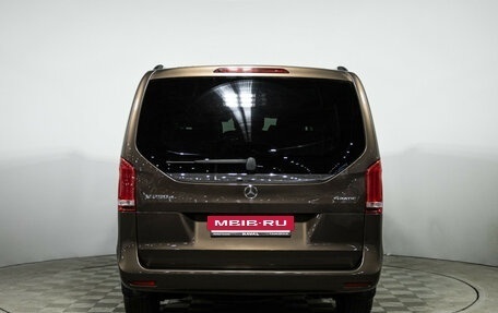 Mercedes-Benz V-Класс, 2017 год, 3 699 585 рублей, 6 фотография