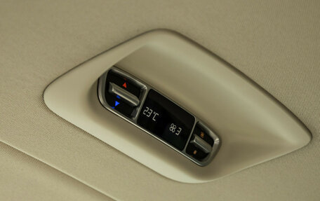 Mercedes-Benz V-Класс, 2017 год, 3 699 585 рублей, 19 фотография