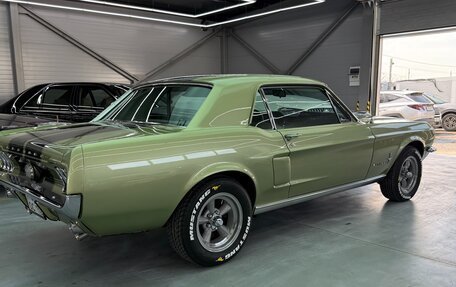 Ford Mustang VI рестайлинг, 1967 год, 8 000 000 рублей, 3 фотография