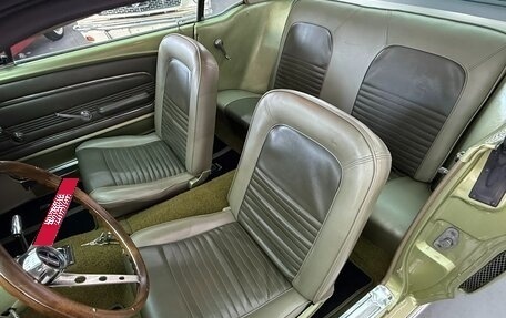 Ford Mustang VI рестайлинг, 1967 год, 8 000 000 рублей, 17 фотография