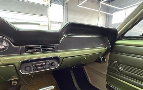 Ford Mustang VI рестайлинг, 1967 год, 8 000 000 рублей, 22 фотография