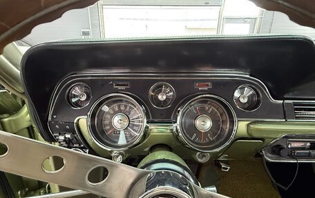 Ford Mustang VI рестайлинг, 1967 год, 8 000 000 рублей, 19 фотография