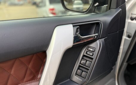 Toyota Land Cruiser Prado 150 рестайлинг 2, 2012 год, 2 875 000 рублей, 6 фотография