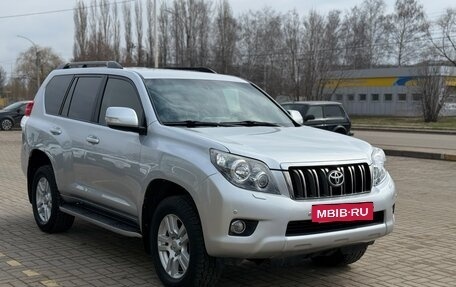 Toyota Land Cruiser Prado 150 рестайлинг 2, 2012 год, 2 875 000 рублей, 2 фотография