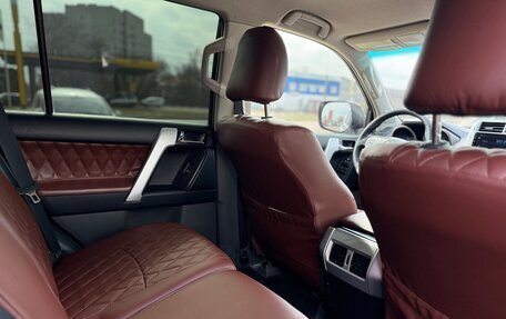 Toyota Land Cruiser Prado 150 рестайлинг 2, 2012 год, 2 875 000 рублей, 10 фотография