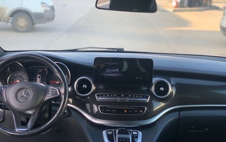 Mercedes-Benz V-Класс, 2015 год, 3 140 000 рублей, 13 фотография