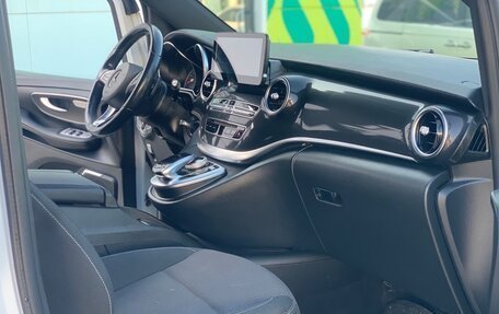 Mercedes-Benz V-Класс, 2015 год, 3 140 000 рублей, 11 фотография