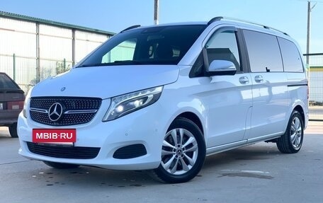 Mercedes-Benz V-Класс, 2015 год, 3 140 000 рублей, 15 фотография