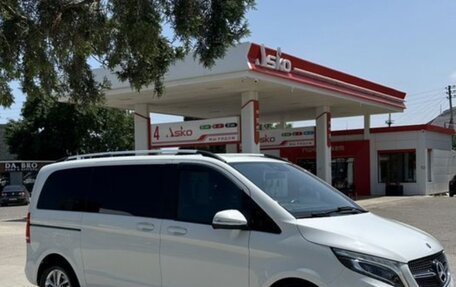 Mercedes-Benz V-Класс, 2015 год, 3 140 000 рублей, 21 фотография