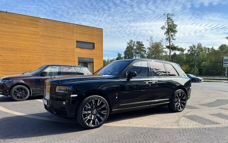 Rolls-Royce Cullinan, 2021 год, 38 500 000 рублей, 2 фотография