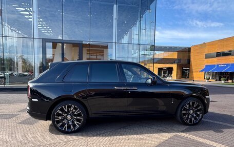 Rolls-Royce Cullinan, 2021 год, 38 500 000 рублей, 3 фотография