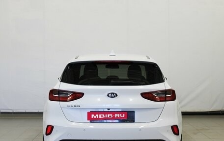 KIA cee'd III, 2020 год, 1 920 000 рублей, 5 фотография