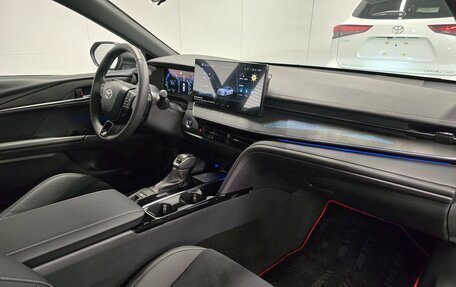 Toyota Camry, 2025 год, 4 285 000 рублей, 5 фотография