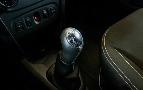 Renault Sandero II рестайлинг, 2018 год, 1 249 000 рублей, 22 фотография