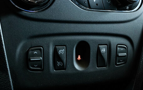 Renault Sandero II рестайлинг, 2018 год, 1 249 000 рублей, 21 фотография