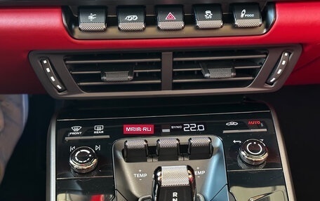 Porsche 911, 2025 год, 42 500 000 рублей, 27 фотография