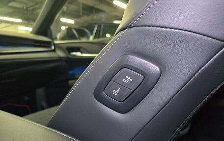 Toyota Camry, 2025 год, 4 185 000 рублей, 8 фотография