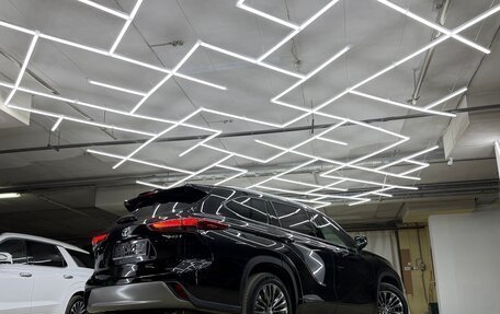 Toyota Highlander, 2026 год, 5 600 000 рублей, 4 фотография