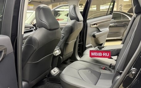 Toyota Highlander, 2026 год, 5 600 000 рублей, 24 фотография