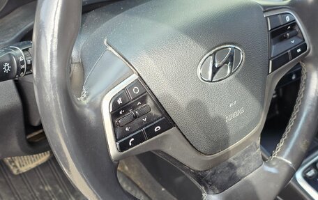 Hyundai Solaris II рестайлинг, 2017 год, 1 120 000 рублей, 6 фотография