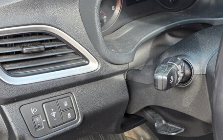 Hyundai Solaris II рестайлинг, 2017 год, 1 120 000 рублей, 8 фотография