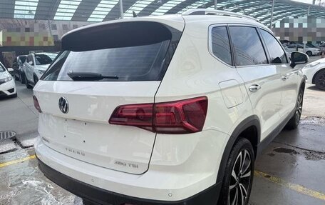 Volkswagen Tharu, 2022 год, 1 950 000 рублей, 3 фотография