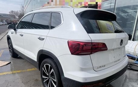 Volkswagen Tharu, 2022 год, 1 950 000 рублей, 4 фотография