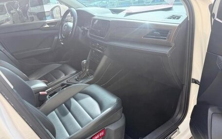 Volkswagen Tharu, 2022 год, 1 950 000 рублей, 15 фотография