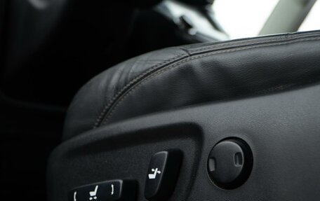 Toyota Land Cruiser Prado 150 рестайлинг 2, 2017 год, 4 357 077 рублей, 17 фотография