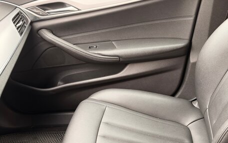 BMW 5 серия, 2018 год, 2 350 000 рублей, 10 фотография