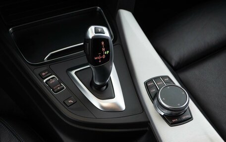 BMW 3 серия, 2018 год, 19 фотография