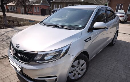 KIA Rio III рестайлинг, 2015 год, 950 000 рублей, 3 фотография