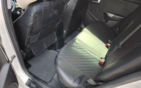 KIA Rio III рестайлинг, 2015 год, 950 000 рублей, 10 фотография