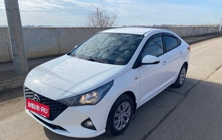 Hyundai Solaris II рестайлинг, 2020 год, 1 399 999 рублей, 10 фотография