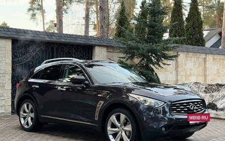 Infiniti FX II, 2010 год, 2 150 000 рублей, 7 фотография