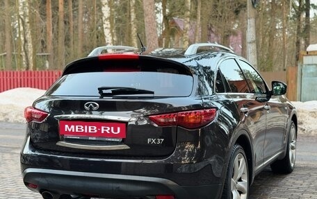 Infiniti FX II, 2010 год, 2 150 000 рублей, 3 фотография
