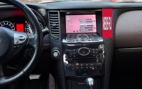 Infiniti FX II, 2010 год, 2 150 000 рублей, 21 фотография