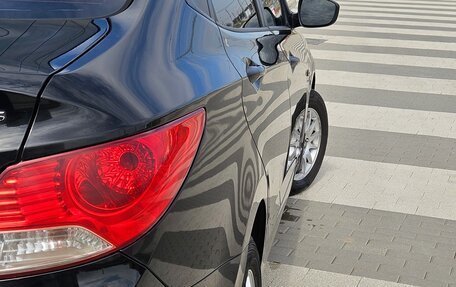 Hyundai Solaris II рестайлинг, 2011 год, 700 000 рублей, 6 фотография