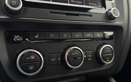 Volkswagen Jetta VI, 2012 год, 1 099 000 рублей, 9 фотография