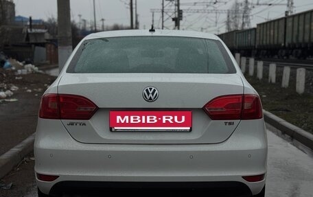 Volkswagen Jetta VI, 2012 год, 1 099 000 рублей, 6 фотография