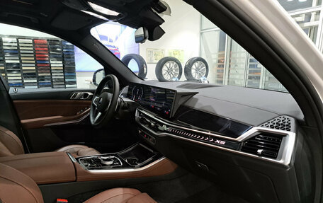 BMW X5, 2025 год, 16 000 000 рублей, 13 фотография