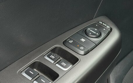 KIA Sportage IV рестайлинг, 2019 год, 2 360 000 рублей, 24 фотография