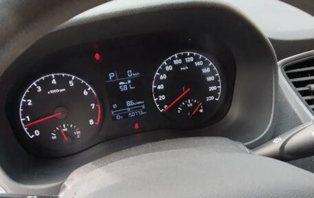 Hyundai Solaris II рестайлинг, 2017 год, 900 000 рублей, 3 фотография